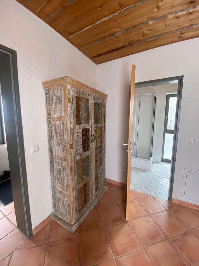 Hallgarter Zange Oestrich-Winkel Buitenkant foto